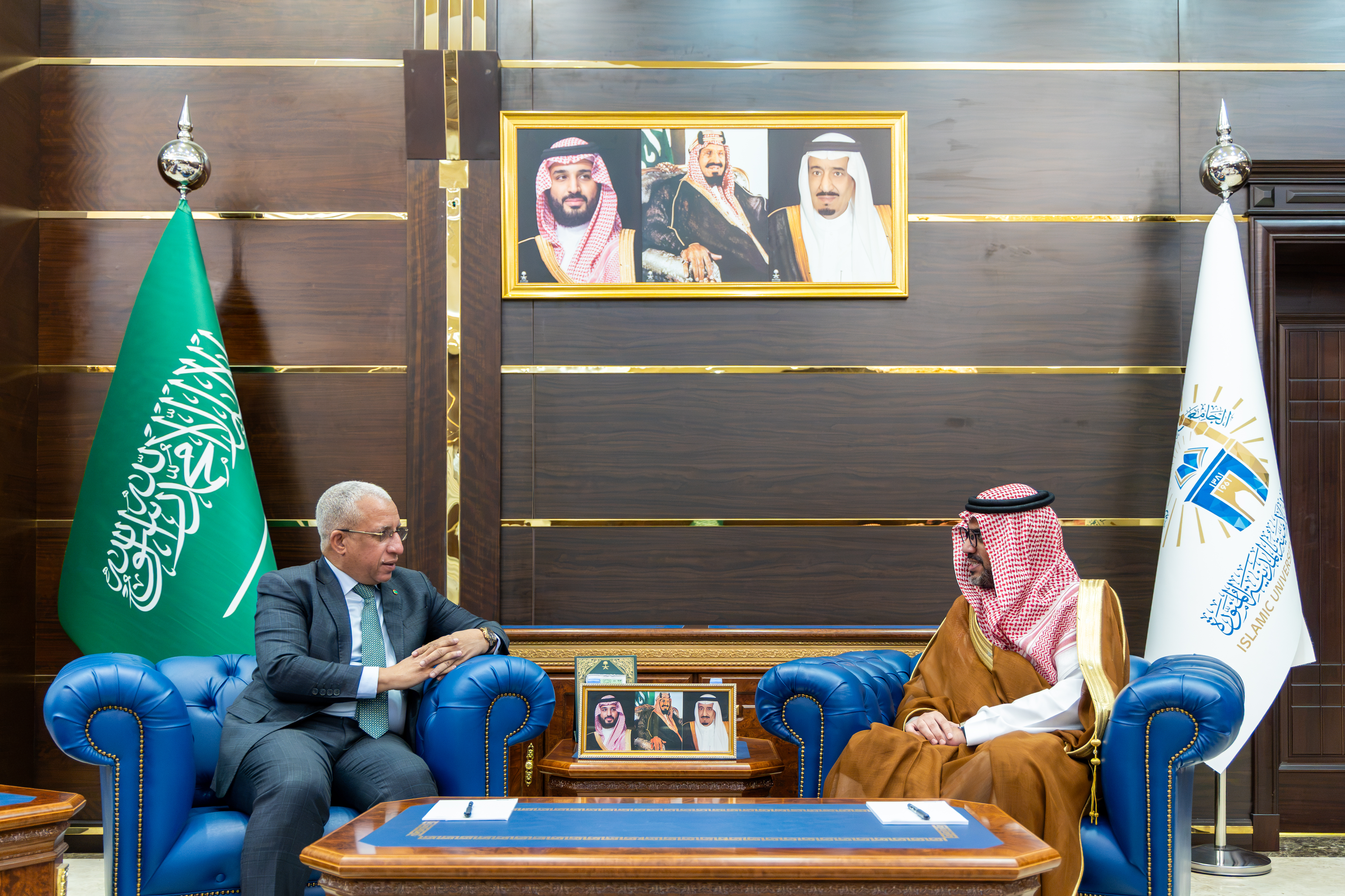 رئيس الجامعة الإسلامية يستقبل سفير الجمهورية الإسلامية الموريتانية
