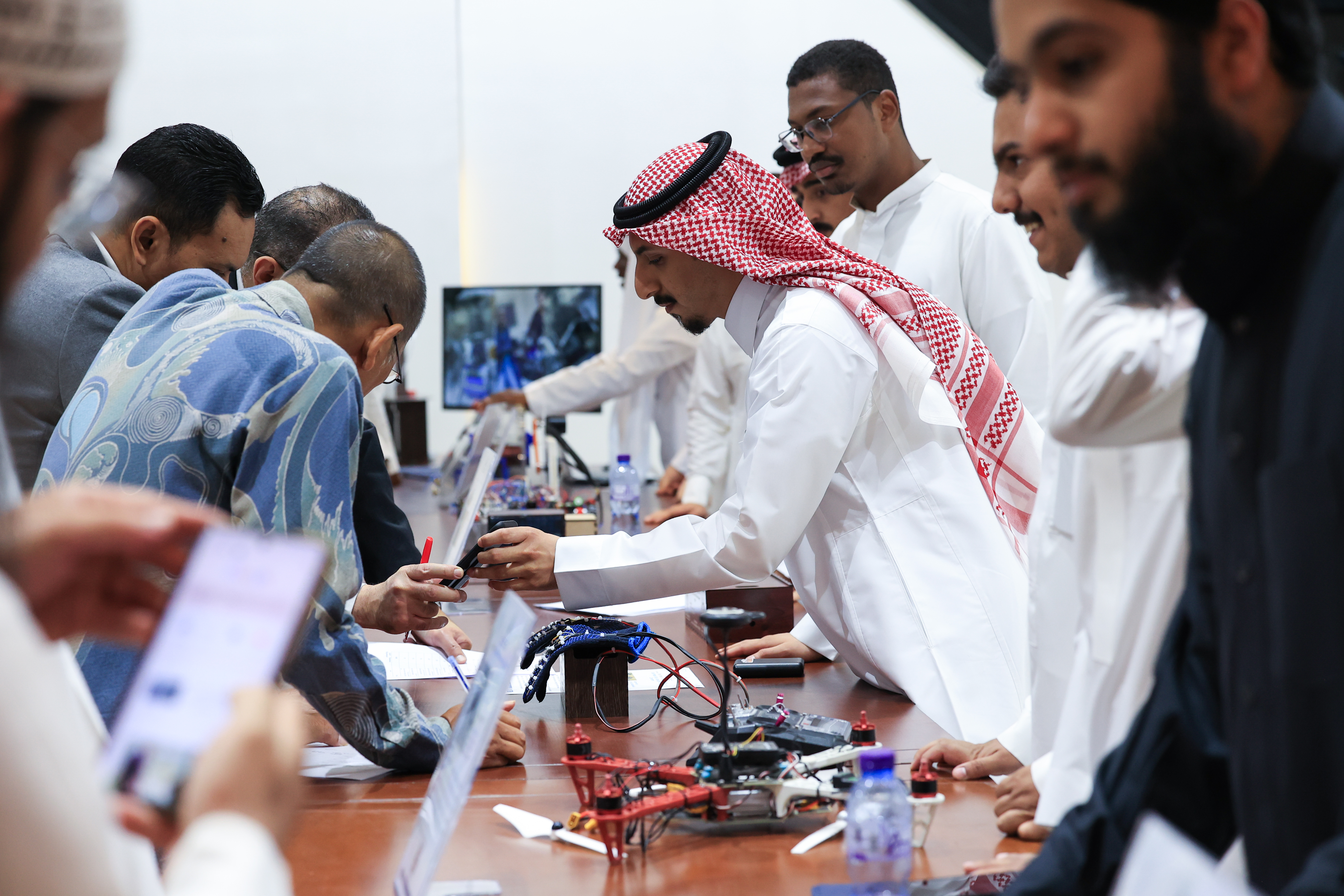 كلية الهندسة تنظم المعرض السنوي للمشاريع الابتكارية لعام 2025 تحت شعار “تعليم ذو أثر”