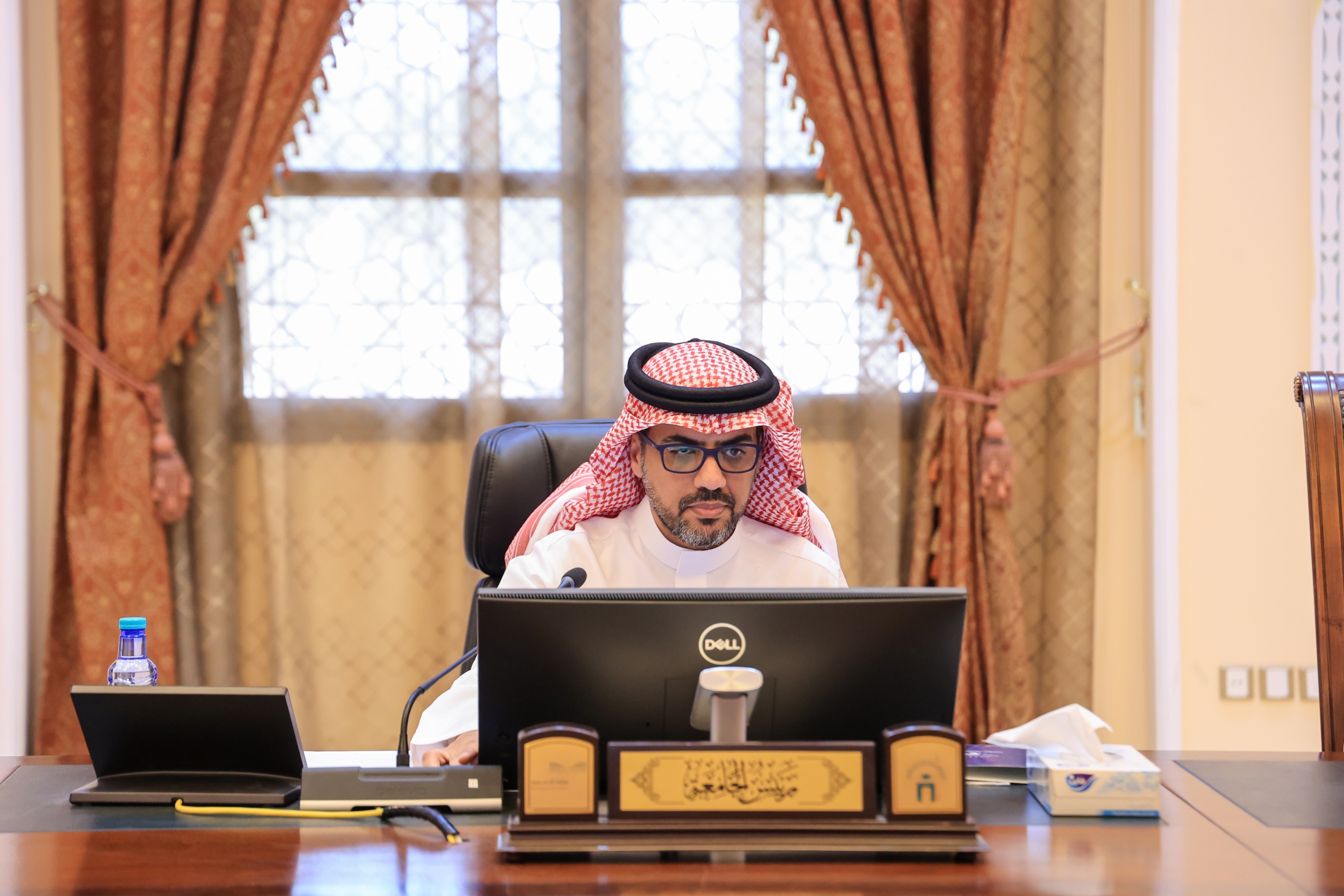 رئيس ⁧‫الجامعة الإسلامية‬⁩ يترأس مجلس الجامعة في جلسته الثامنة 