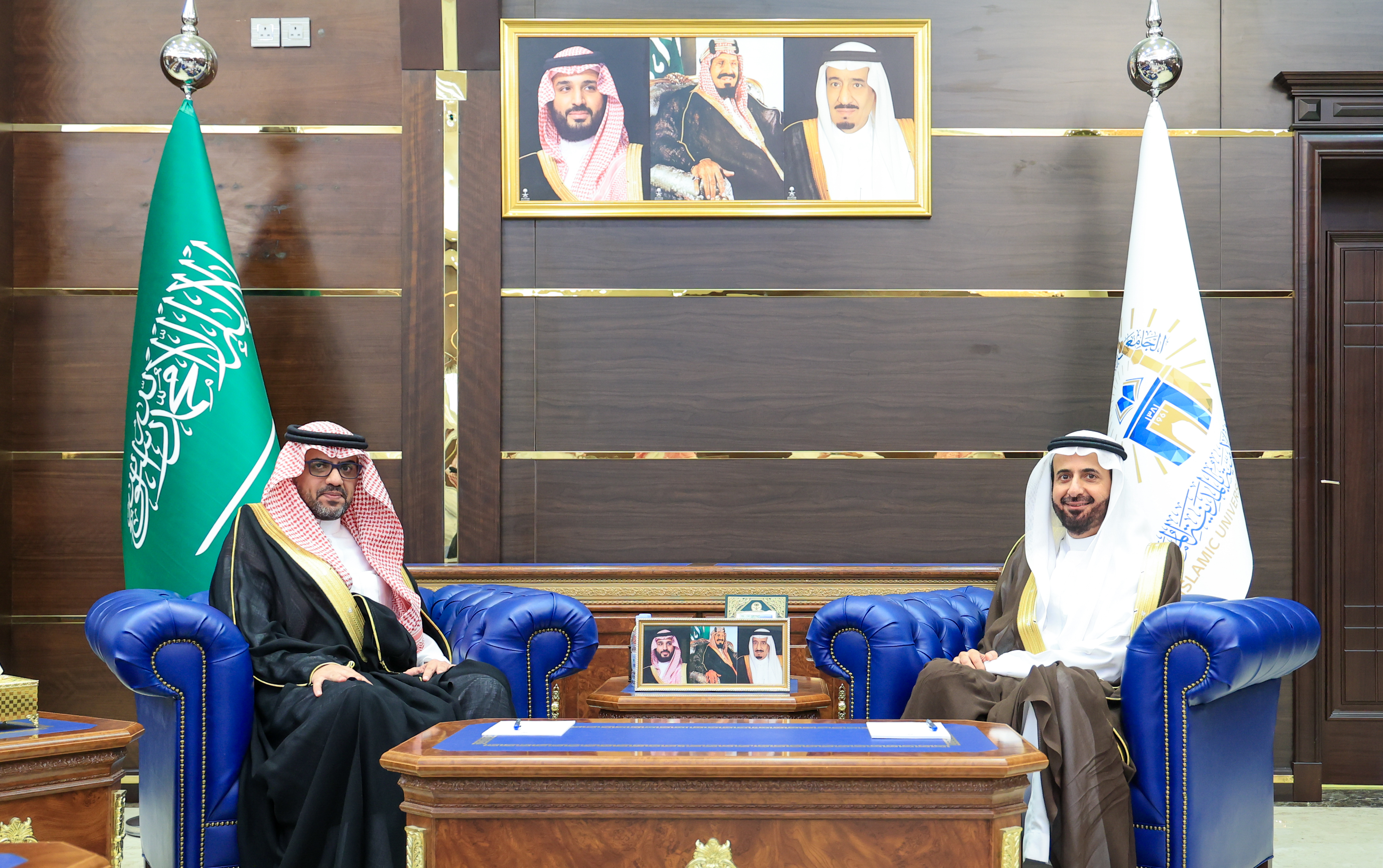 رئيس الجامعة الإسلامية يستقبل معالي وزير الحج والعمرة 