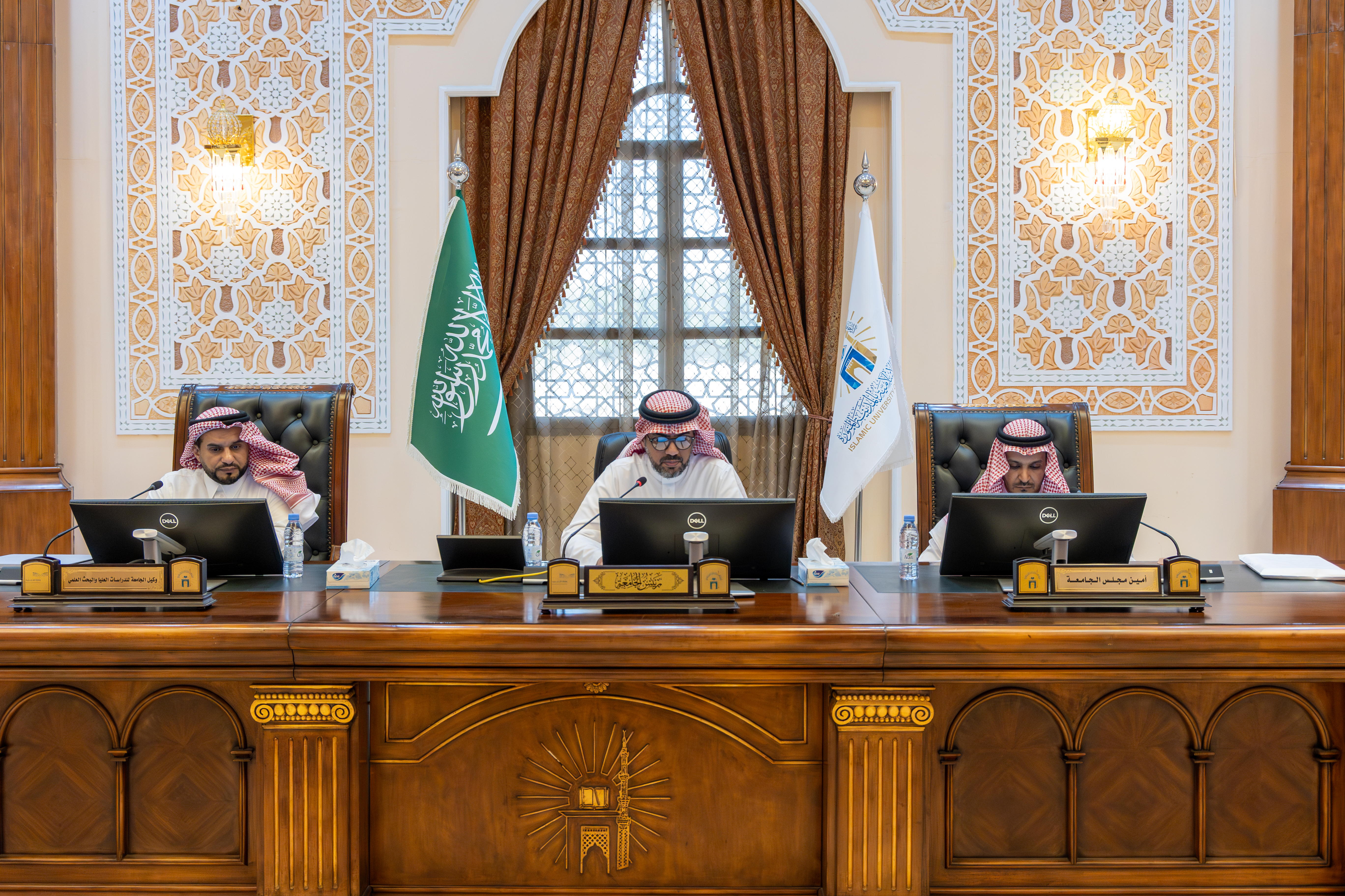 رئيس الجامعة الإسلامية، يترأس مجلس الجامعة في جلسته الثانية من العام الجامعي ١٤٤٧هـ